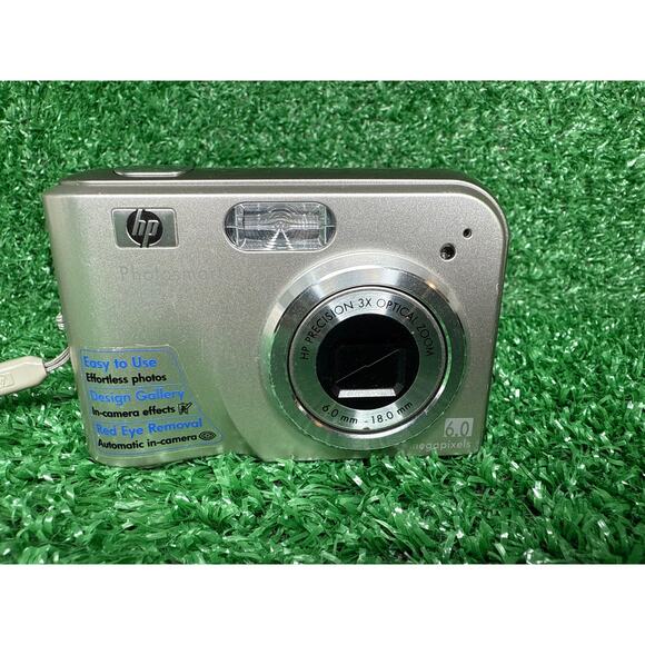 HP PhotoSmart M527 6.0MP Digital Camera - Silver TESTED WORKS GREAT - Picture 1 of 8
